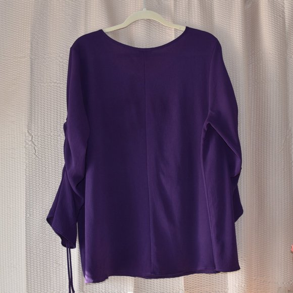 🧦 USED Torrid Plum Ruched Sleeve Blouse 01 - Picture 3 of 9